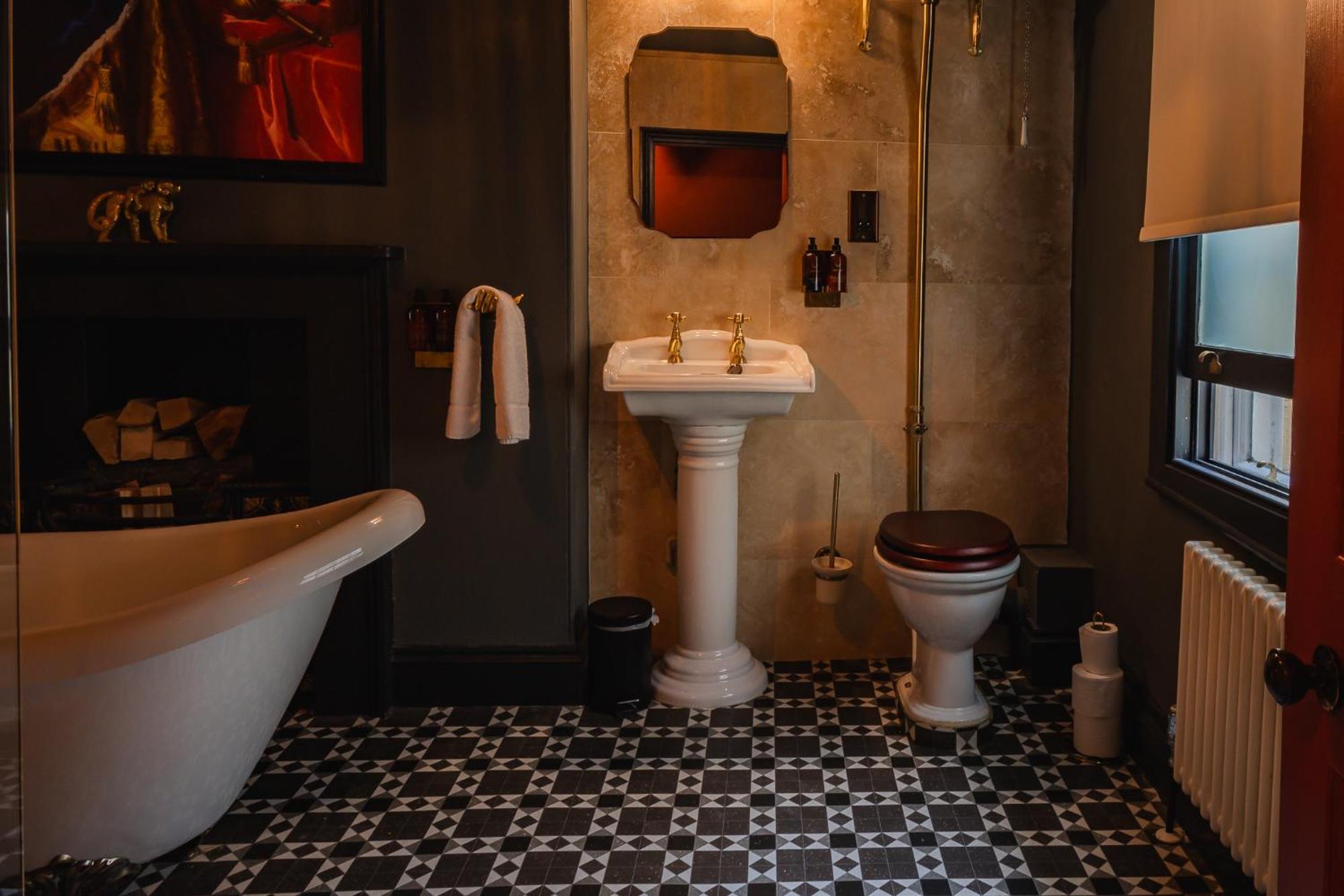 Golden Fleece York — Photos 3